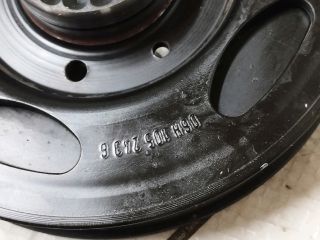 bontott AUDI A5 Főtengely Szíjtárcsa