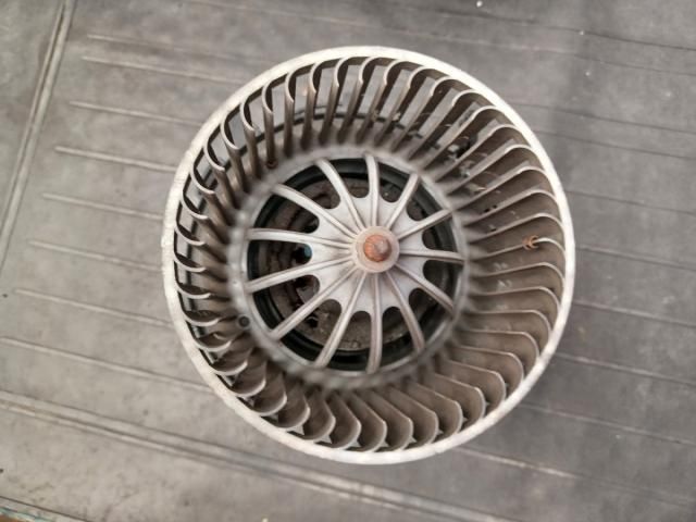 bontott AUDI A5 Klímahűtő Ventilátor