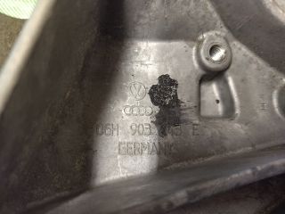 bontott AUDI A5 Olajszűrő Ház