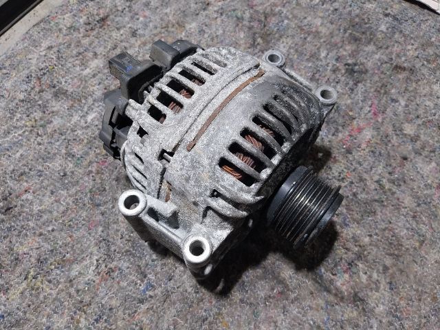 bontott AUDI A5 Generátor