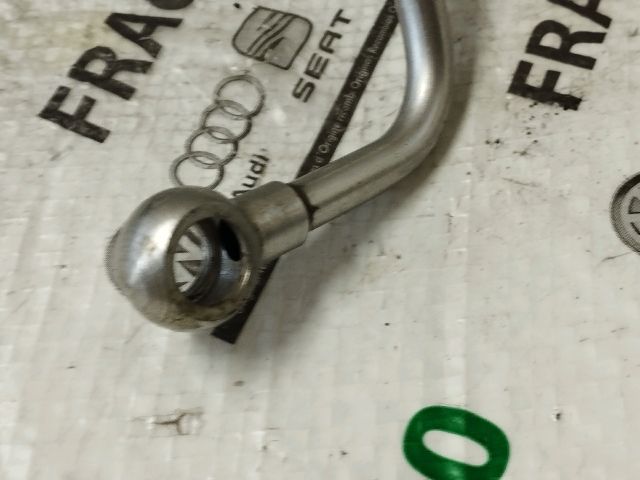 bontott AUDI A5 Turbó Olajcső