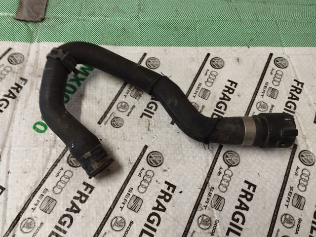 bontott AUDI A5 Vízcső