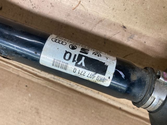 bontott AUDI A5 Bal Féltengely