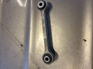 bontott AUDI A5 Első Stabilizátor Pálca