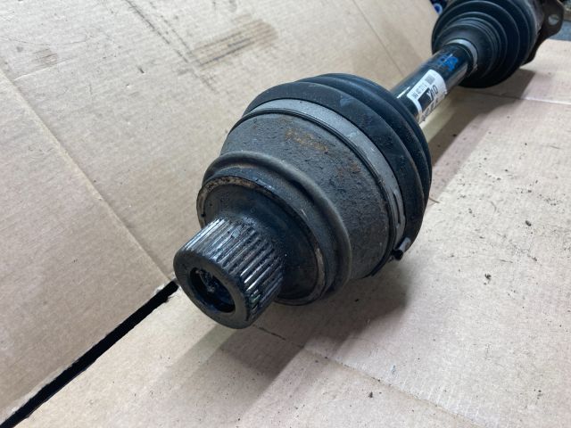 bontott AUDI A5 Jobb Féltengely