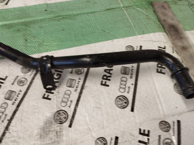 bontott AUDI A5 Vízcső