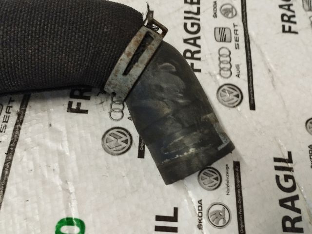 bontott AUDI A5 Vízcső