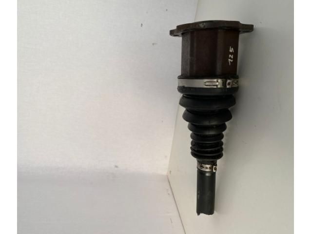 bontott AUDI A5 Bal Féltengely