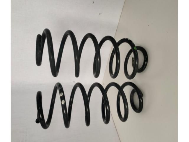 bontott AUDI A5 Első Rugó