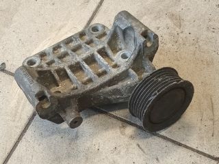 bontott AUDI A5 Generátor Tartó Bak