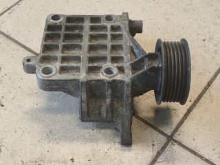 bontott AUDI A5 Generátor Tartó Bak