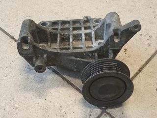 bontott AUDI A5 Generátor Tartó Bak