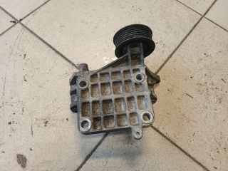 bontott AUDI A5 Generátor Tartó Bak