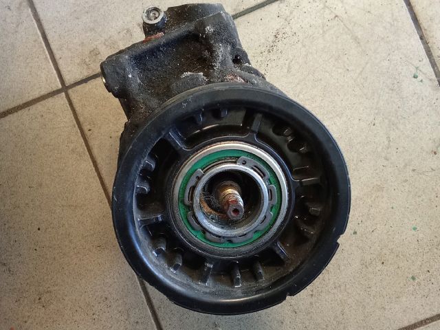 bontott AUDI A5 Klímakompresszor