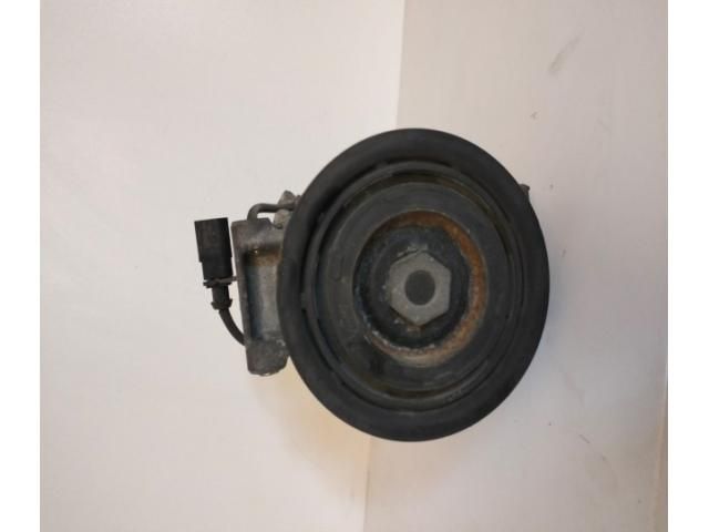 bontott AUDI A5 Klímakompresszor