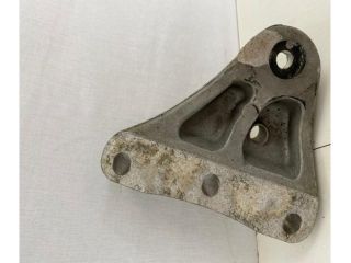 bontott AUDI A5 Motor Tartó Bak (Pozíciófüggetlen)