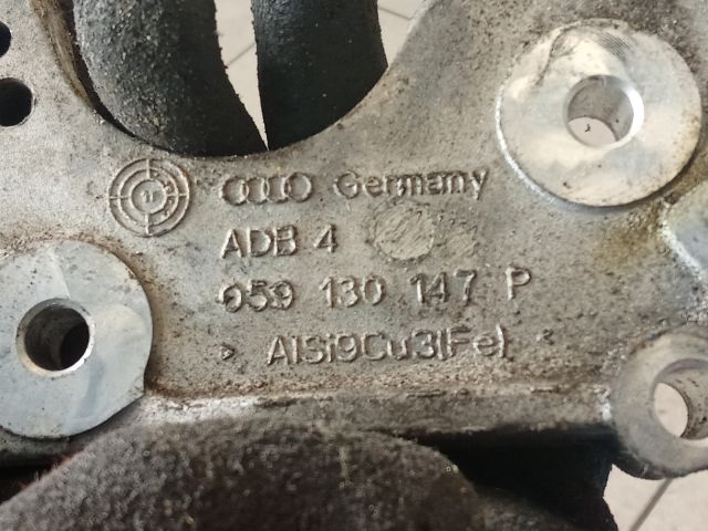 bontott AUDI A5 Nagynyomású Szivattyú Bak