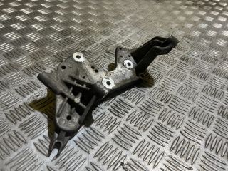 bontott AUDI A5 Nagynyomású Szivattyú Bak