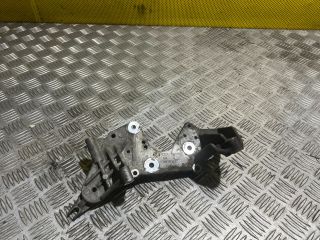 bontott AUDI A5 Nagynyomású Szivattyú Bak