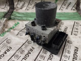 bontott AUDI A5 ABS Kocka