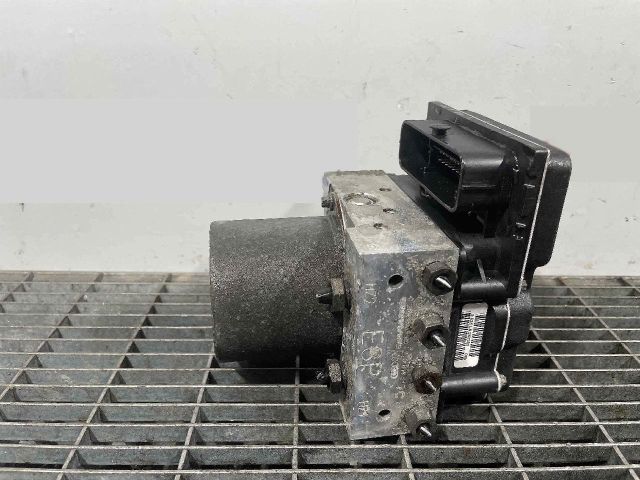 bontott AUDI A5 ABS Kocka