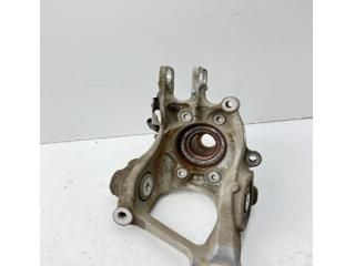 bontott AUDI A5 Bal hátsó Csonkállvány