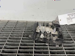 bontott AUDI A5 Biztosítéktábla Motortér