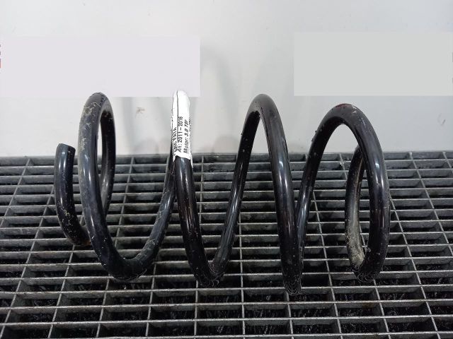 bontott AUDI A5 Első Rugó