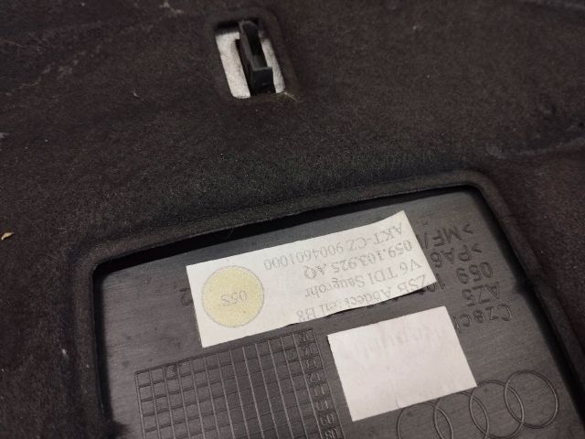 bontott AUDI A5 Felső Motorburkolat