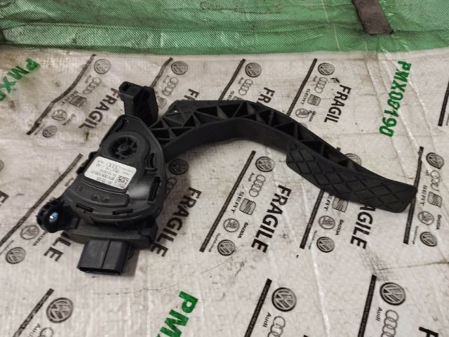 bontott AUDI A5 Gázpedál (Elektromos)