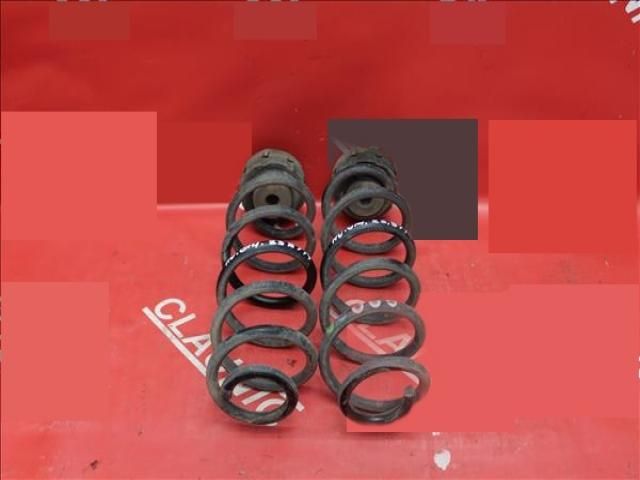 bontott AUDI A5 Hátsó Rugó