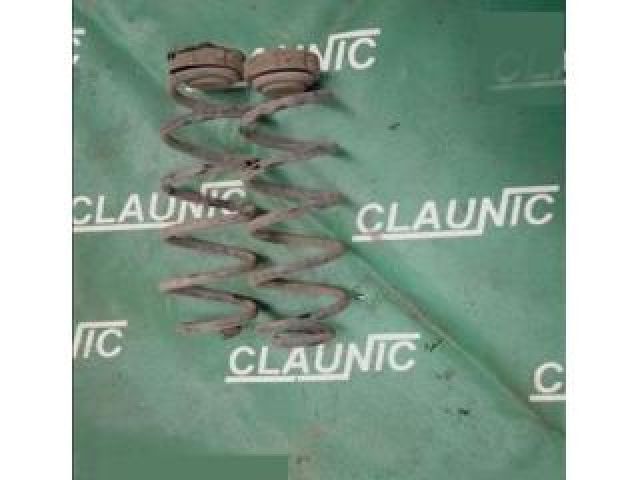 bontott AUDI A5 Hátsó Rugó