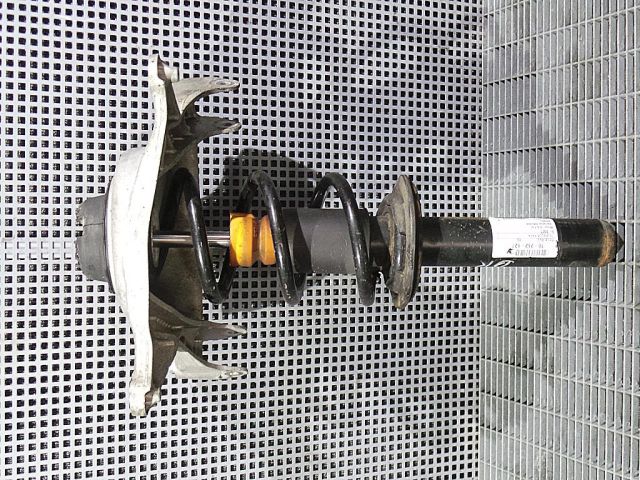 bontott AUDI A5 Jobb első Lengéscsillapító