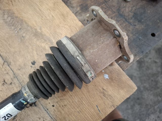 bontott AUDI A5 Jobb Féltengely