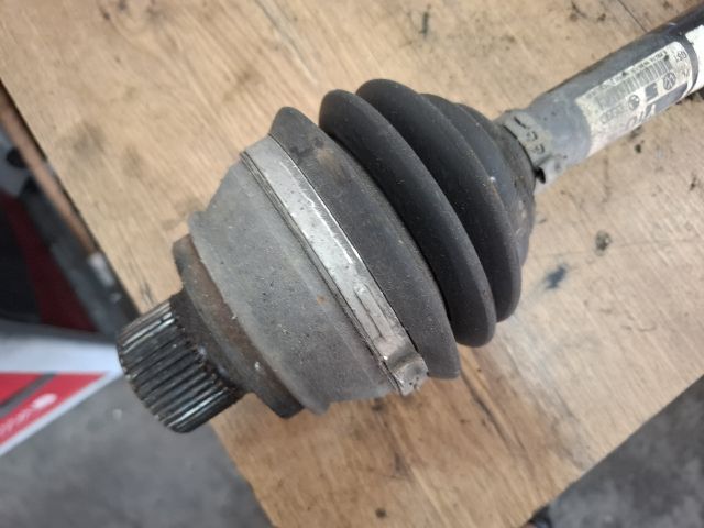 bontott AUDI A5 Jobb Féltengely