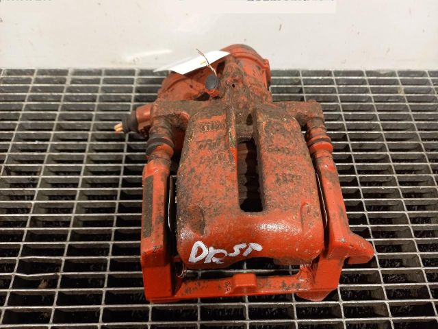 bontott AUDI A5 Jobb hátsó Féknyereg Munkahengerrel