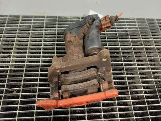 bontott AUDI A5 Jobb hátsó Féknyereg Munkahengerrel