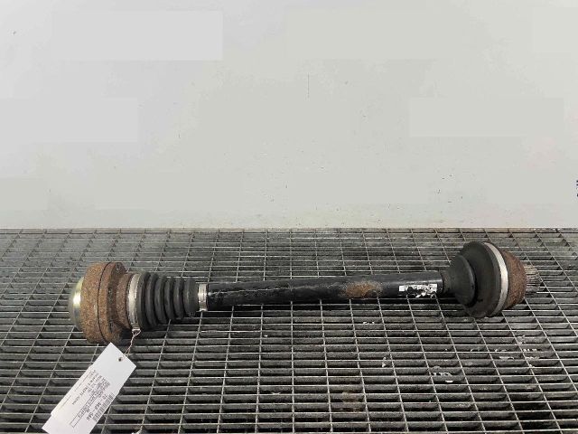 bontott AUDI A5 Jobb hátsó Féltengely