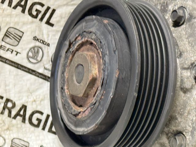 bontott AUDI A5 Klímakompresszor