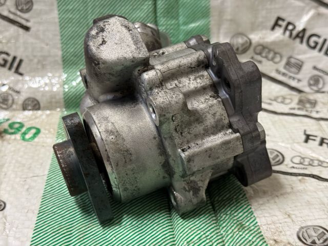 bontott AUDI A5 Kormányszervó Motor (Hidraulikus)