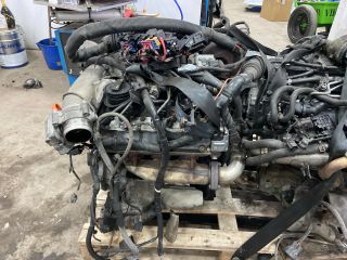 bontott AUDI A5 Motor (Fűzött blokk hengerfejjel)