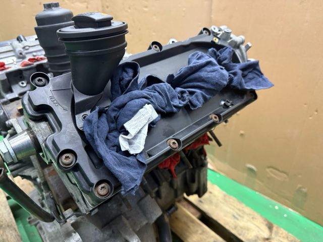 bontott AUDI A5 Motor (Fűzött blokk hengerfejjel)