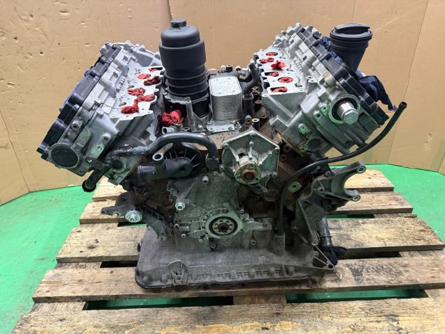 bontott AUDI A5 Motor (Fűzött blokk hengerfejjel)