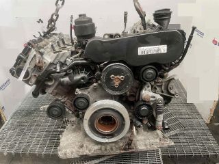 bontott AUDI A5 Motor (Fűzött blokk hengerfejjel)