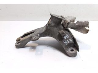 bontott AUDI A5 Motor Tartó Bak Jobb