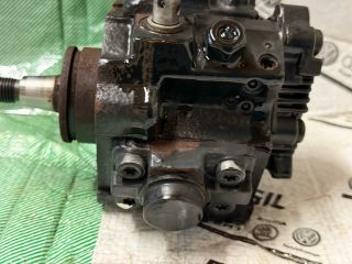 bontott AUDI A5 Nagynyomású Szivattyú