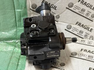 bontott AUDI A5 Nagynyomású Szivattyú