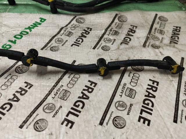 bontott AUDI A5 Résolajcső