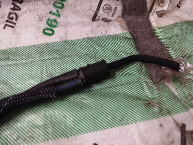 bontott AUDI A5 Résolajcső