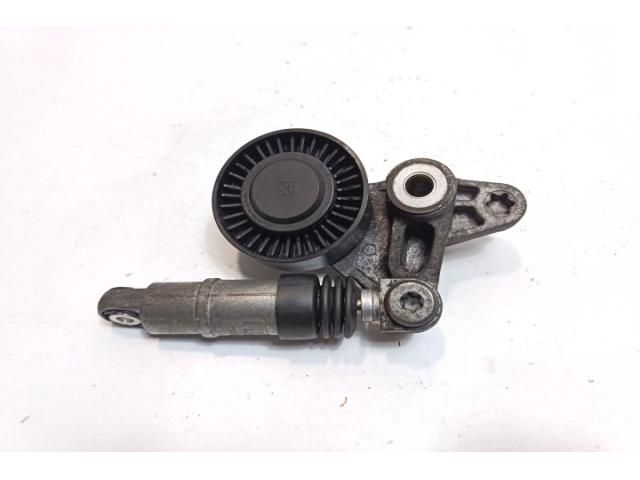 bontott AUDI A5 Szíjfeszítő Görgő